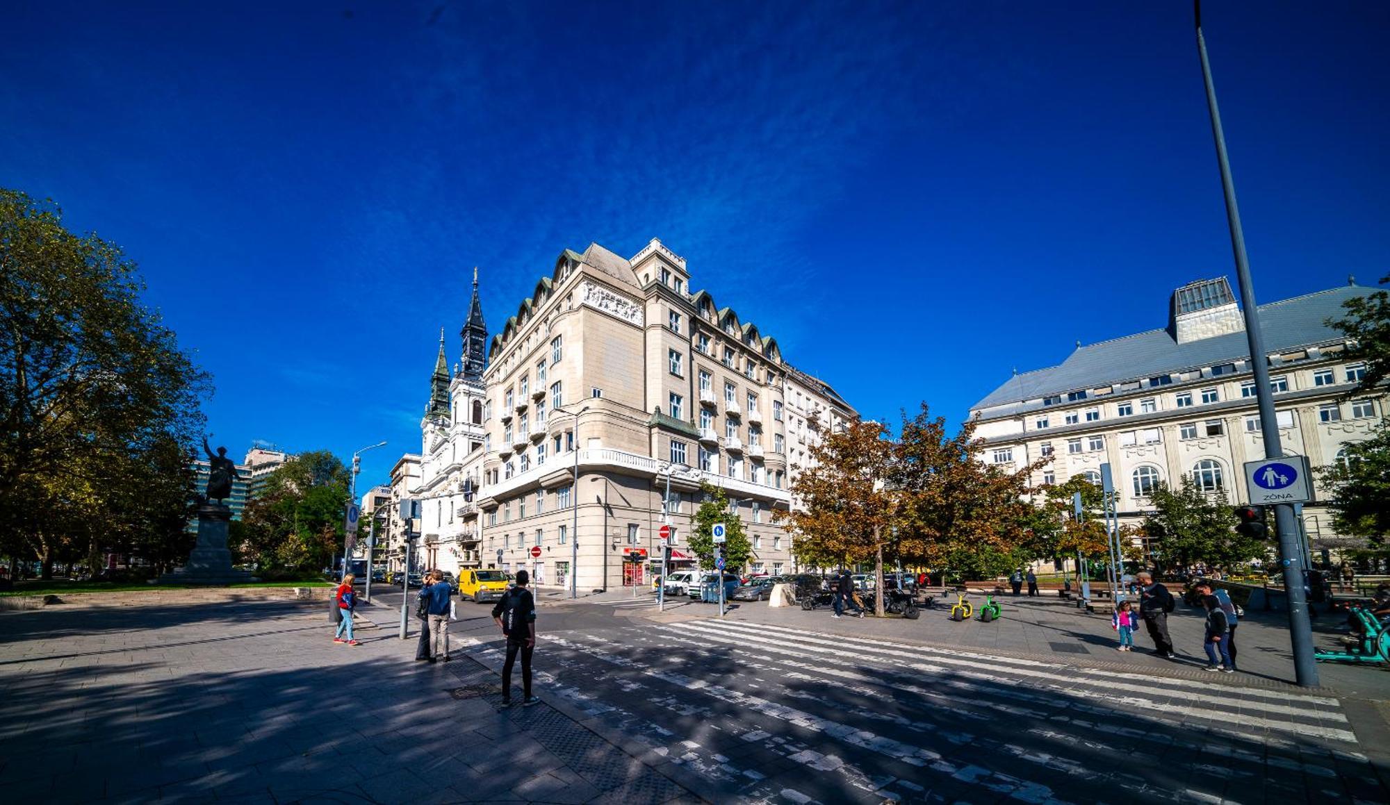 Budapest Downtown Riverfront Exterior photo
